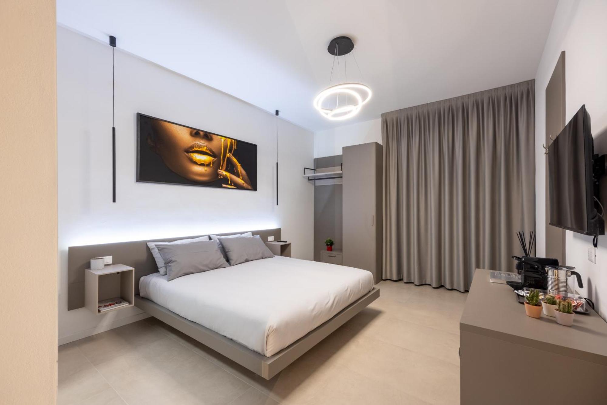 Luxury Station Suite Bolonia Exterior foto