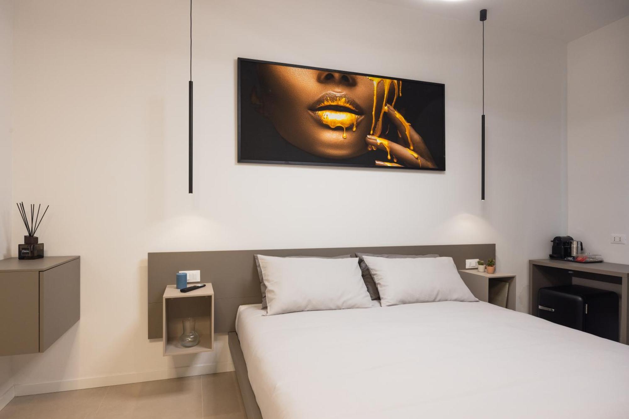 Luxury Station Suite Bolonia Exterior foto