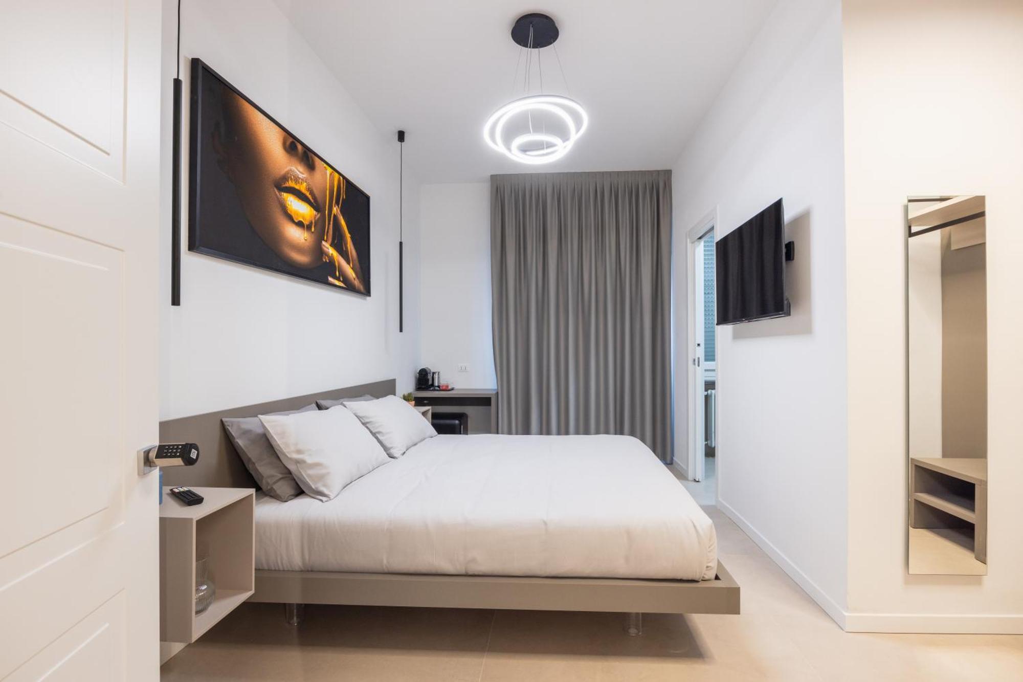 Luxury Station Suite Bolonia Exterior foto