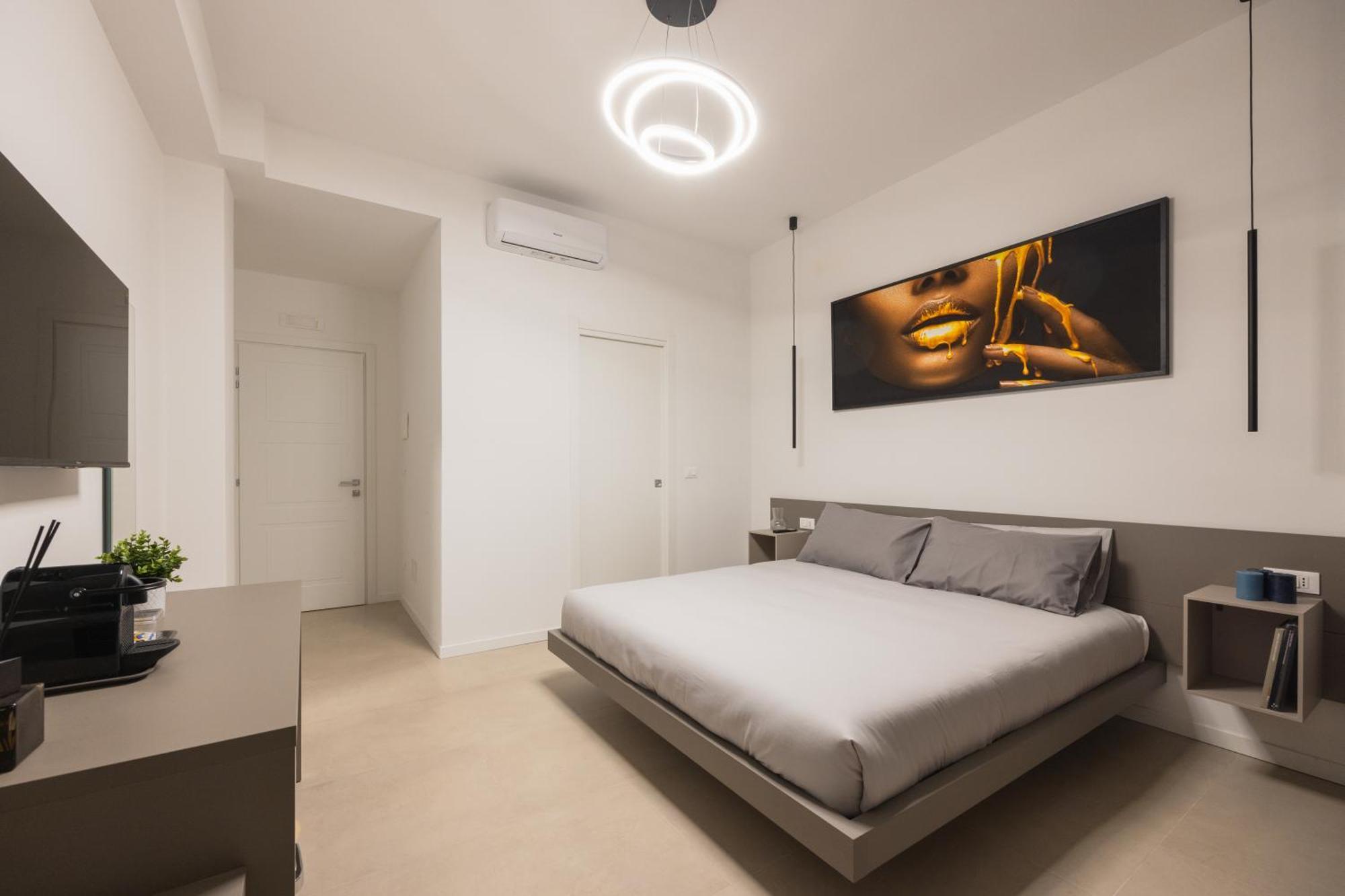 Luxury Station Suite Bolonia Exterior foto