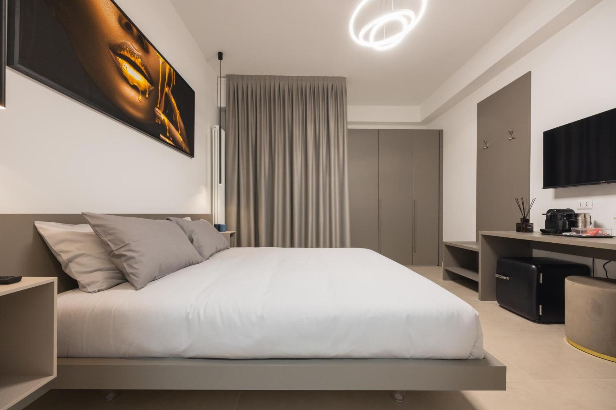 Luxury Station Suite Bolonia Exterior foto