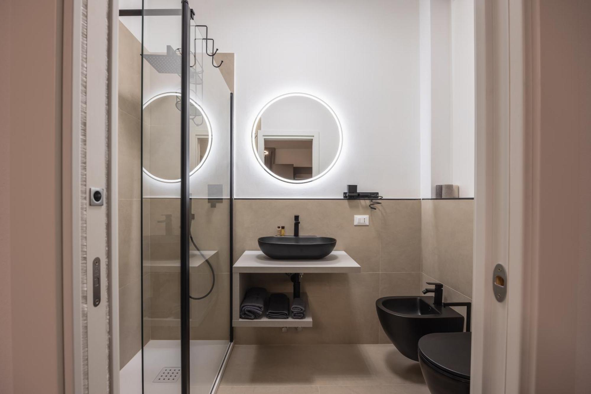 Luxury Station Suite Bolonia Exterior foto
