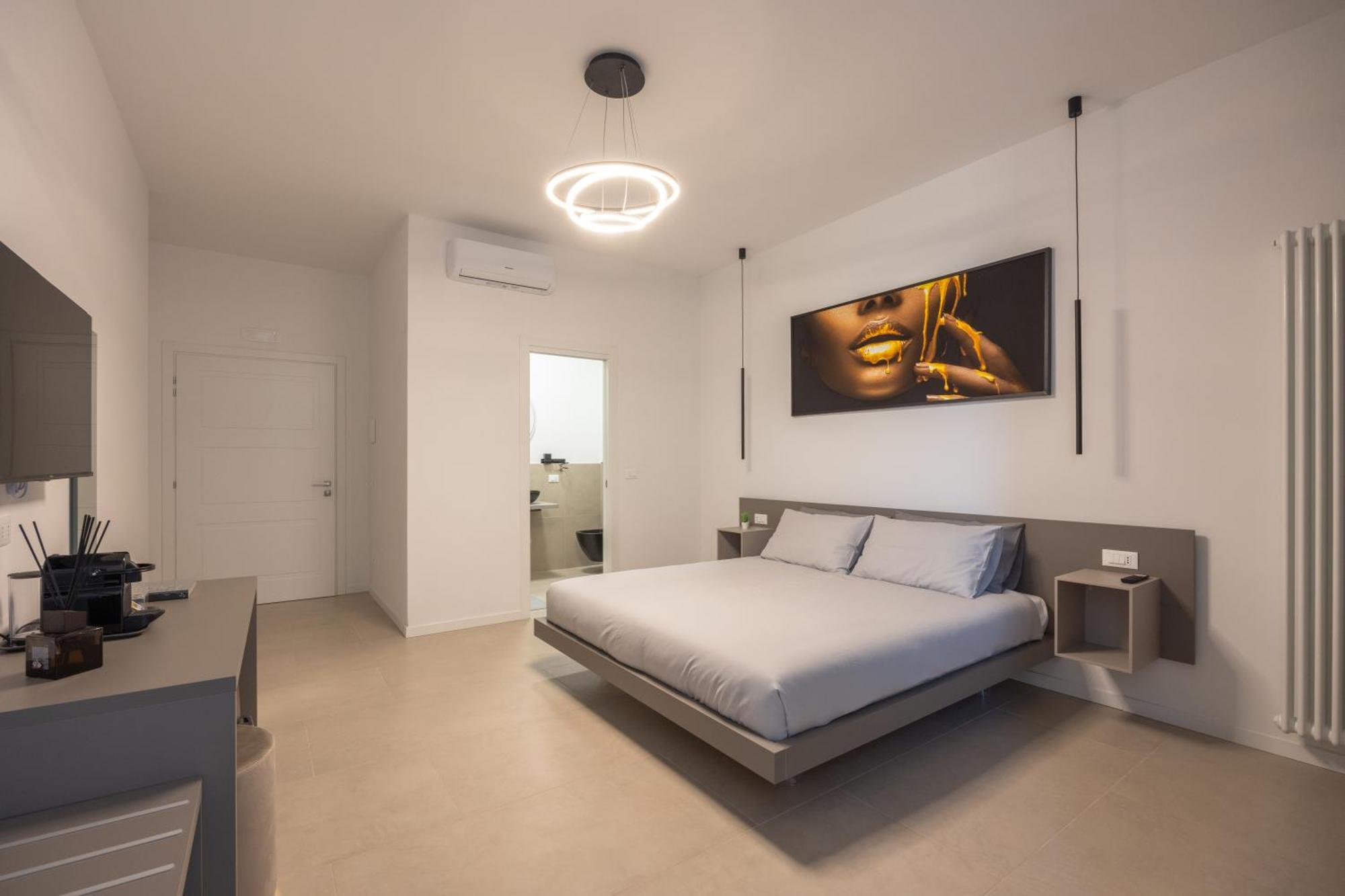 Luxury Station Suite Bolonia Exterior foto