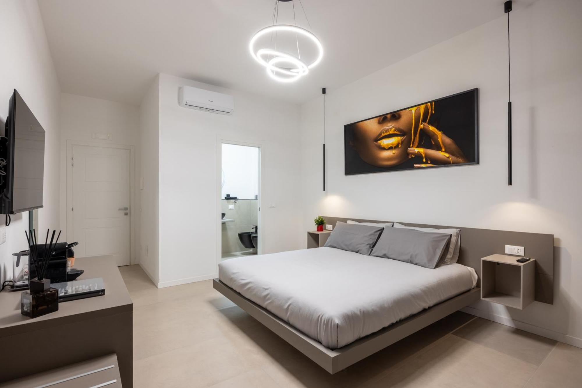 Luxury Station Suite Bolonia Exterior foto