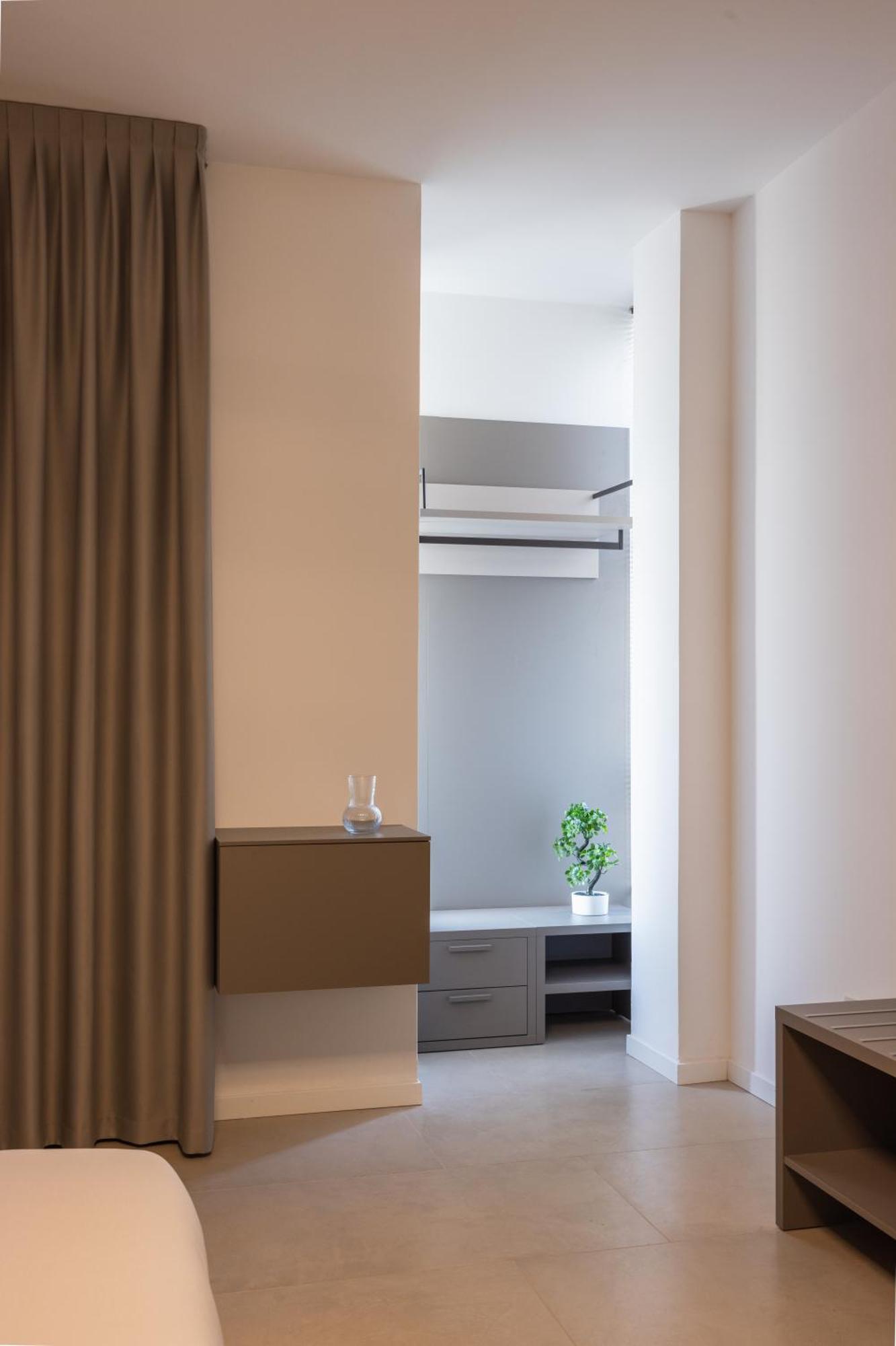 Luxury Station Suite Bolonia Exterior foto